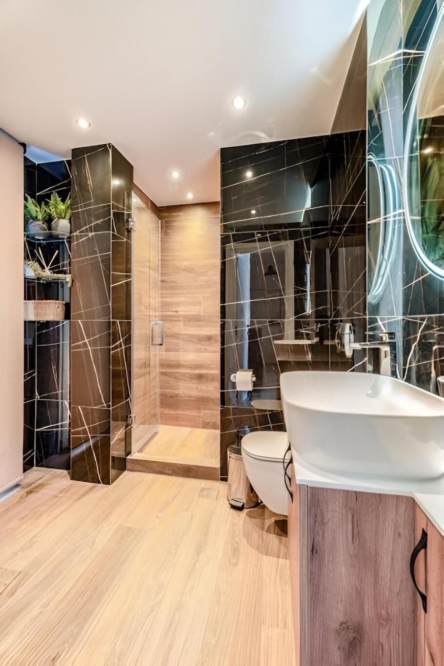 Elegant, Modern & Spacious Apartment In Thessaloniki With Balcony Εξωτερικό φωτογραφία